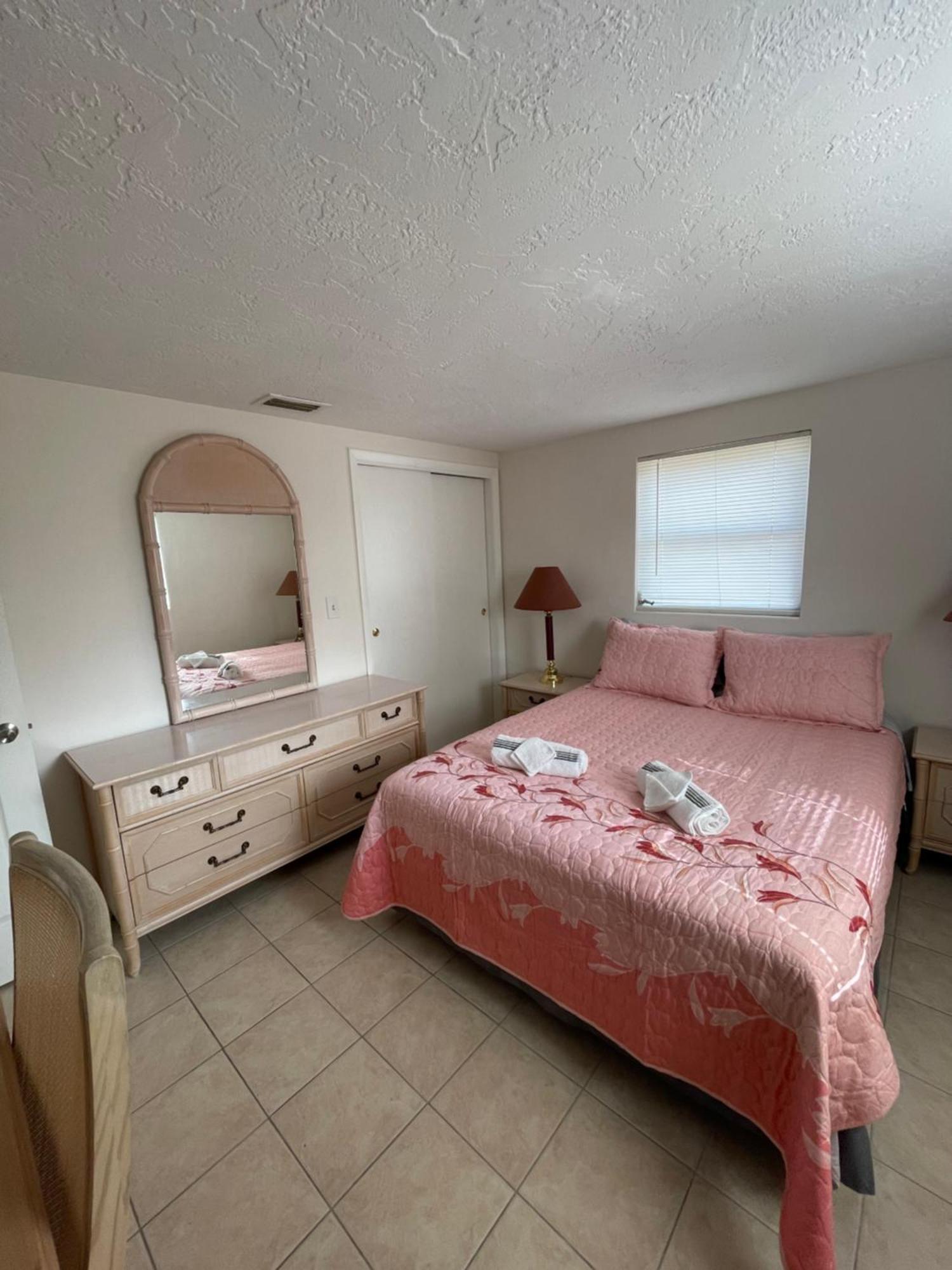 Small Cozy Home Beverly Hills Bagian luar foto
